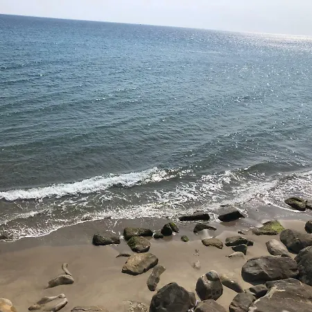 Sanremo, Relax Sul Mare Di Porto Sole, Tra Fiori E Profumi